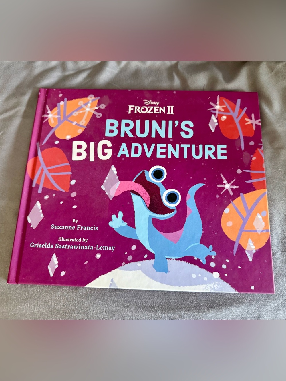 Disney Frozen II "Bruni's Big Adventure" Kids Book - like new